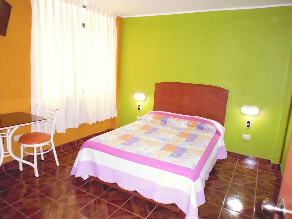 Hostal Real Alcazar Nazca Zimmer foto